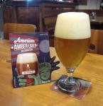 Master - American amber lager,  sklenice piva Master - American amber lager